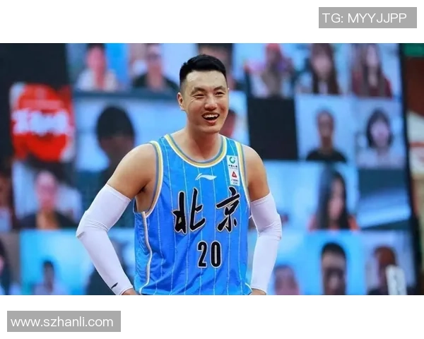 翟晓川：从篮球场上的拼搏者到生活中的多面手，展现无限可能的精彩人生